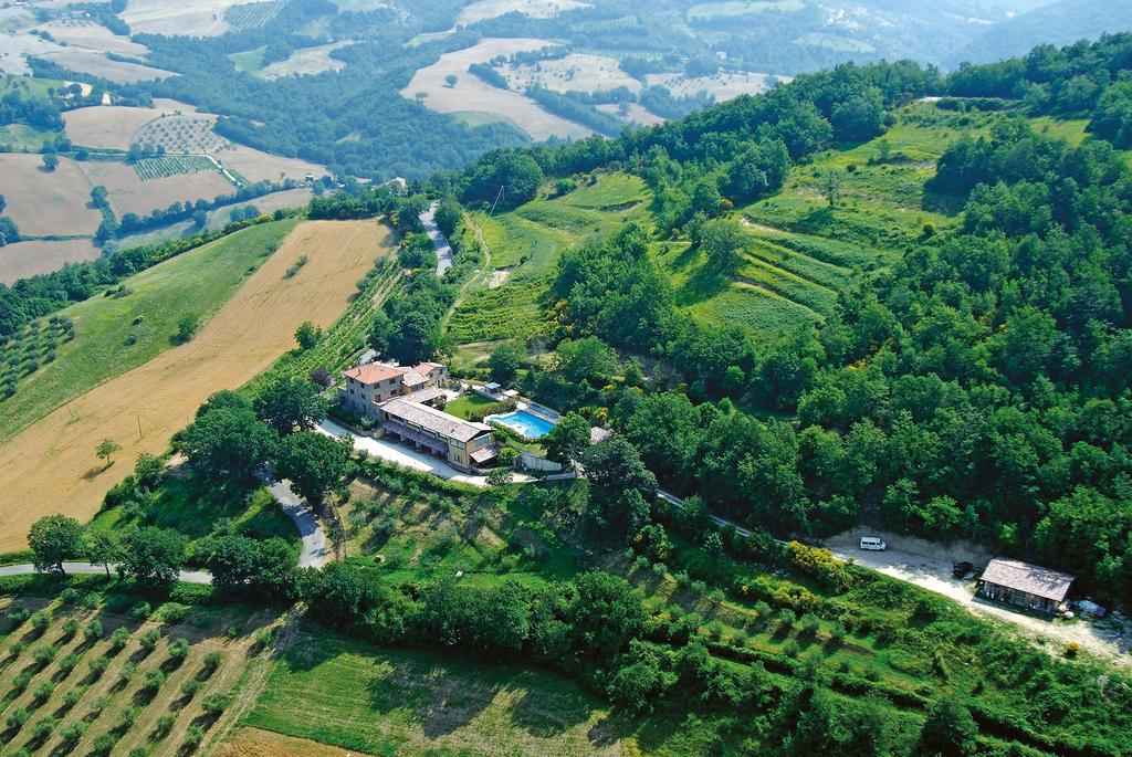 Le Torracce Agriturismo Olistico Hotel Valfabbrica Buitenkant foto