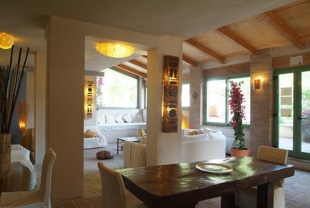 Le Torracce Agriturismo Olistico Hotel Valfabbrica Buitenkant foto