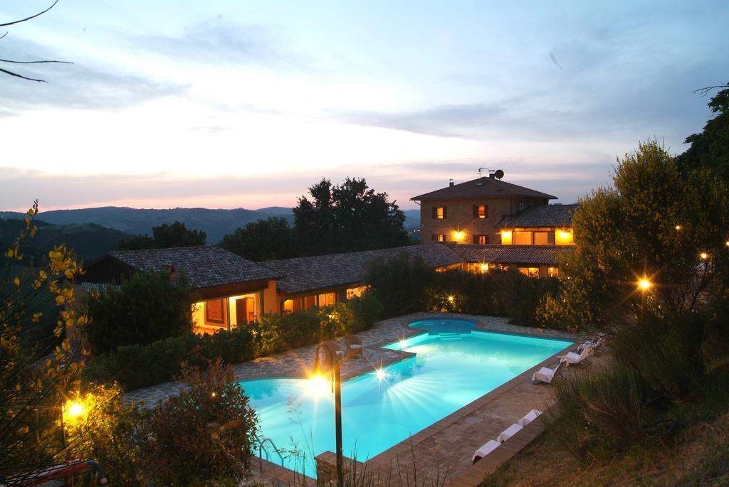 Le Torracce Agriturismo Olistico Hotel Valfabbrica Buitenkant foto