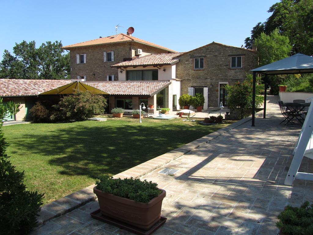 Le Torracce Agriturismo Olistico Hotel Valfabbrica Buitenkant foto