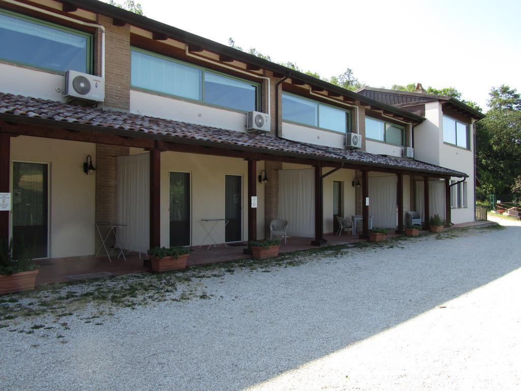 Le Torracce Agriturismo Olistico Hotel Valfabbrica Buitenkant foto